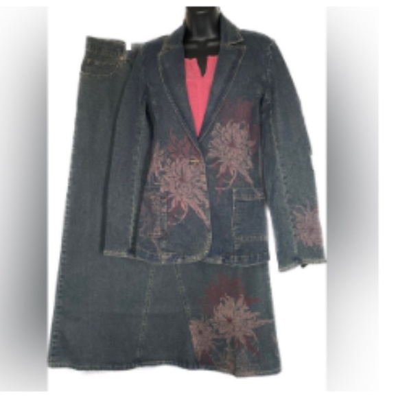 LIKE NEW WALLIS DENIM JEAN JACKET US12 ⭐️ - Picture 10 of 16